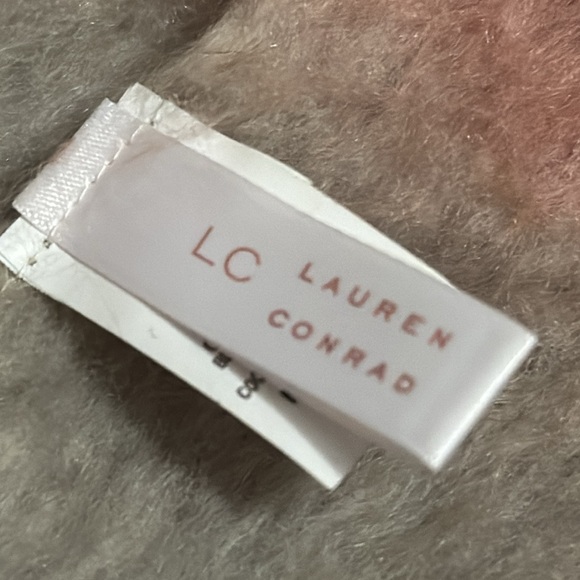 Lauren Conrad Scarf/Wrap-Multi Color Stripe-Twisted Fringe-Acrylic-EUC - Picture 15 of 16